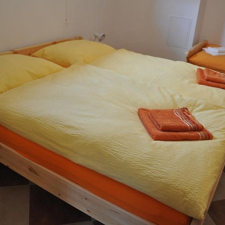 Privatzimmer Bendl 슈타인하우스암세머링 외부 사진